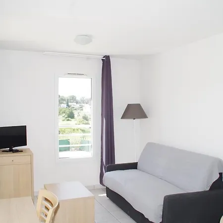 La Des Oliviers Aparthotel 2*
